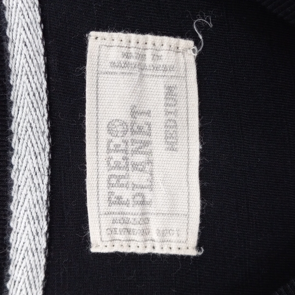 Free Planet Tee Shortsleeve Crewneck Chest Printed Pocket Casual Size Medium - Picture 5 of 7